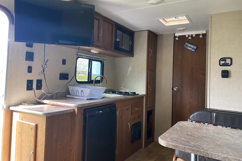 Eric's Gulf Stream Ameri-Lite Travel Trailer
