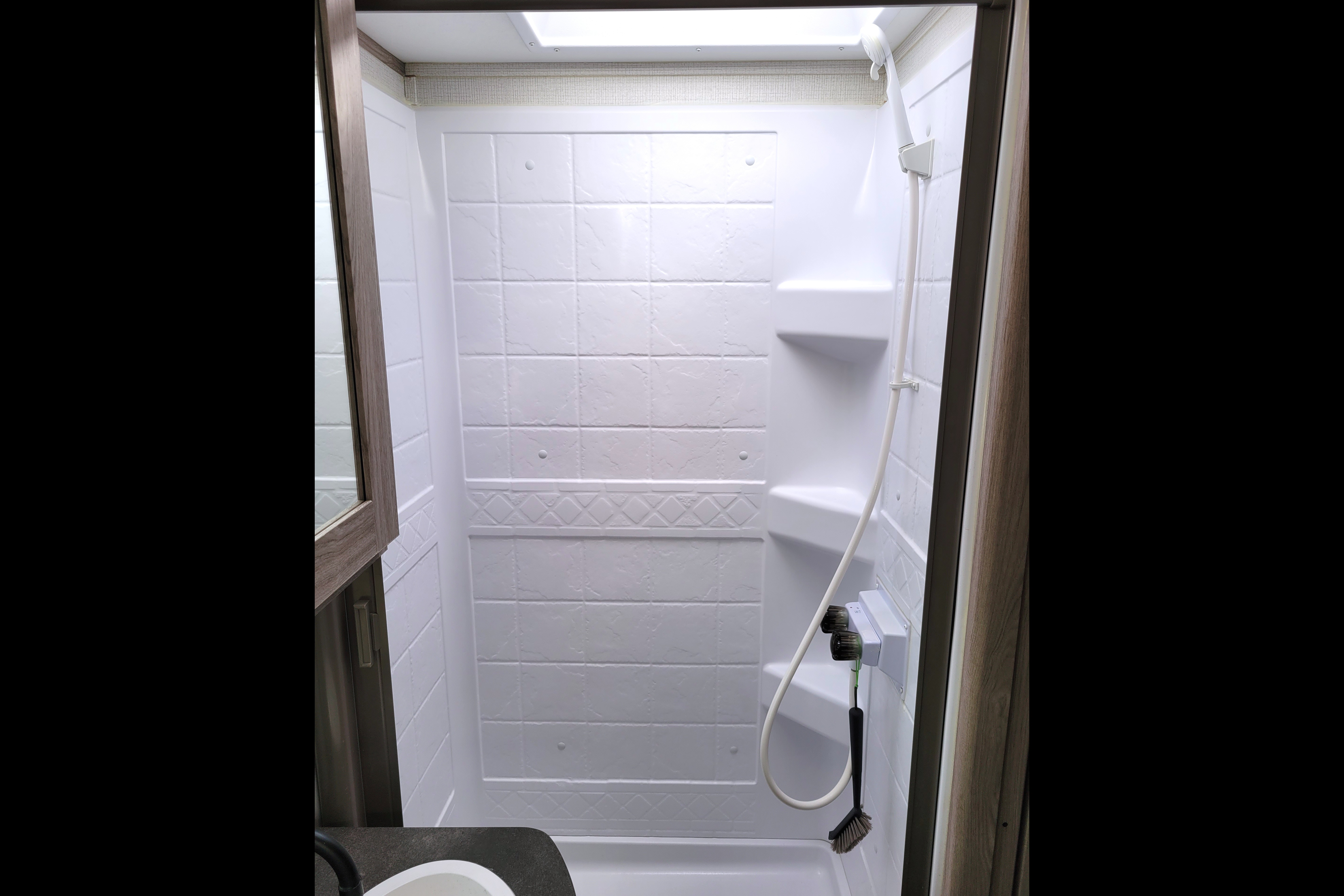 Beautiful HUGE 2-Bedroom Trailer $125/night Keystone Passport w Bunkroom - We Deliver and Setup!