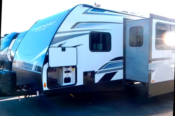 Beautiful HUGE 2-Bedroom Trailer $125/night Keystone Passport w Bunkroom - We Deliver and Setup!