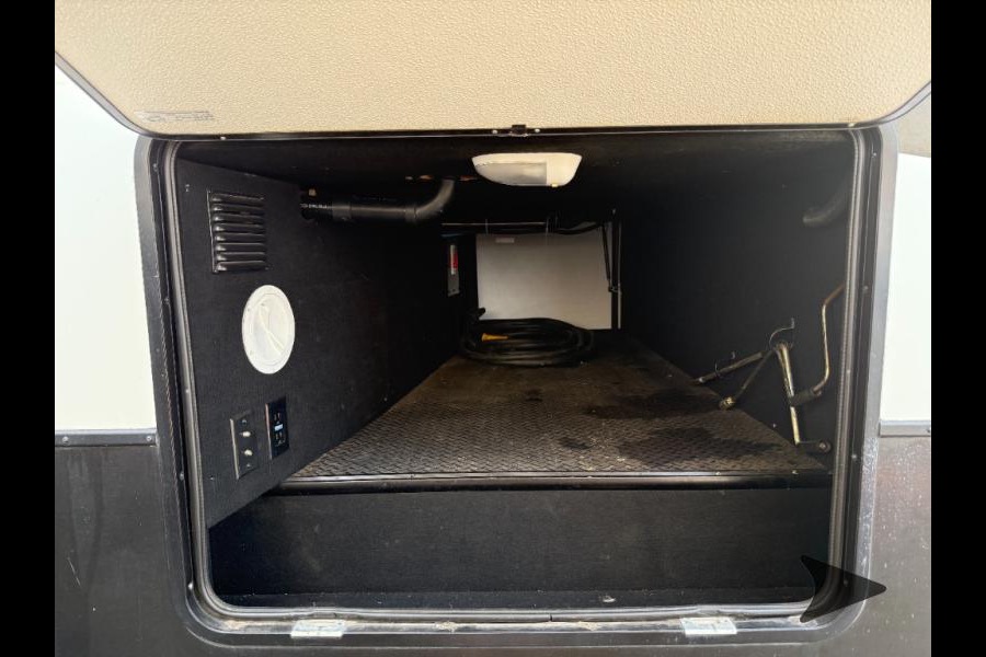 Murray’s Heartland Torque Fifth Wheel