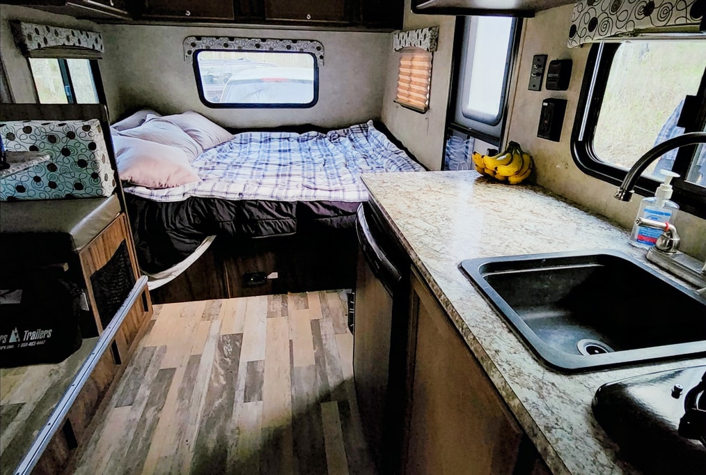 Munks 'n' Beans Coachmen Clipper Travel Trailer