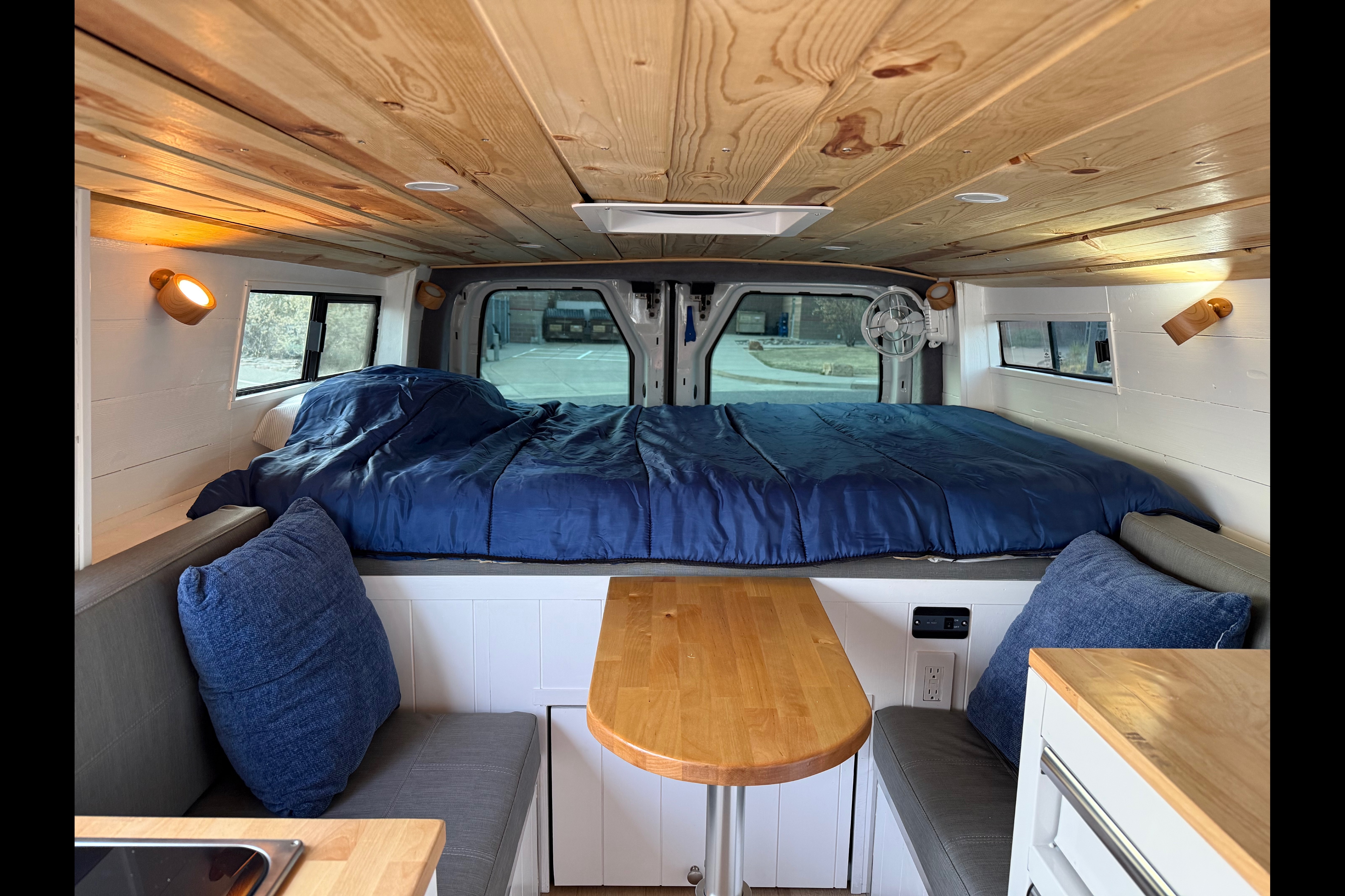 Van Vibes Rental -Rummel's Campervans