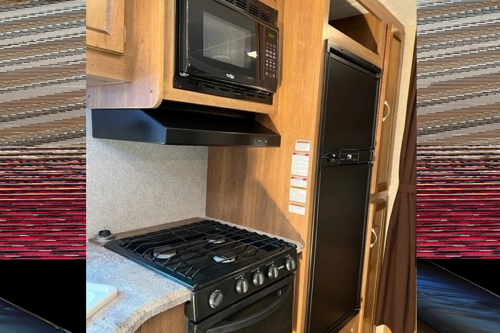 SBS Catalina Coachman Trailer with Roku Smart Tv Technology