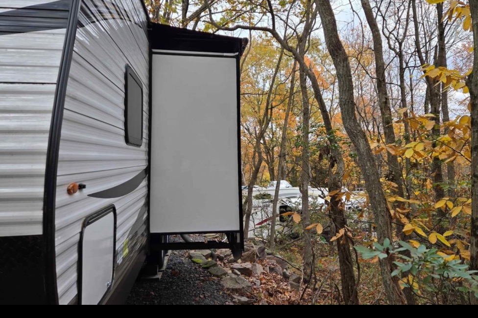 Drop off available. Jayco 242BHs Travel Trailer