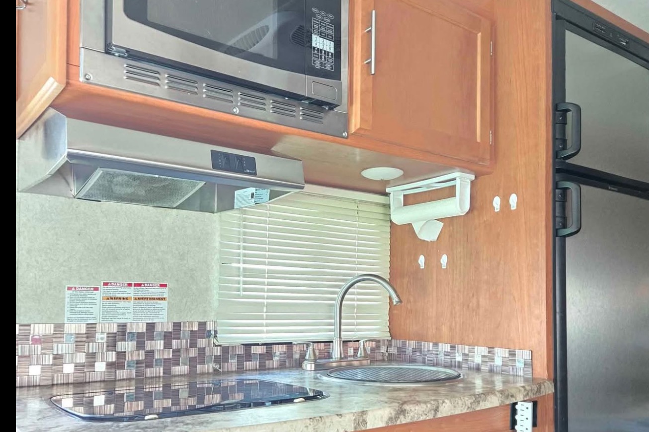 Jobit 's Adventurer Manufacturing Alp Class C