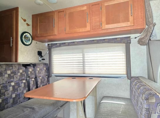 Jobit 's Adventurer Manufacturing Alp Class C