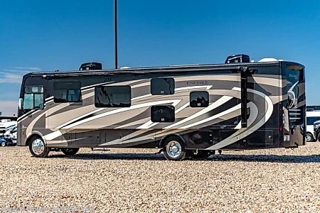 WiFi - ULTRA LUXURIOUS: 2 BATH, KING BED , BUNK BED, MASSAGE CHAIRS