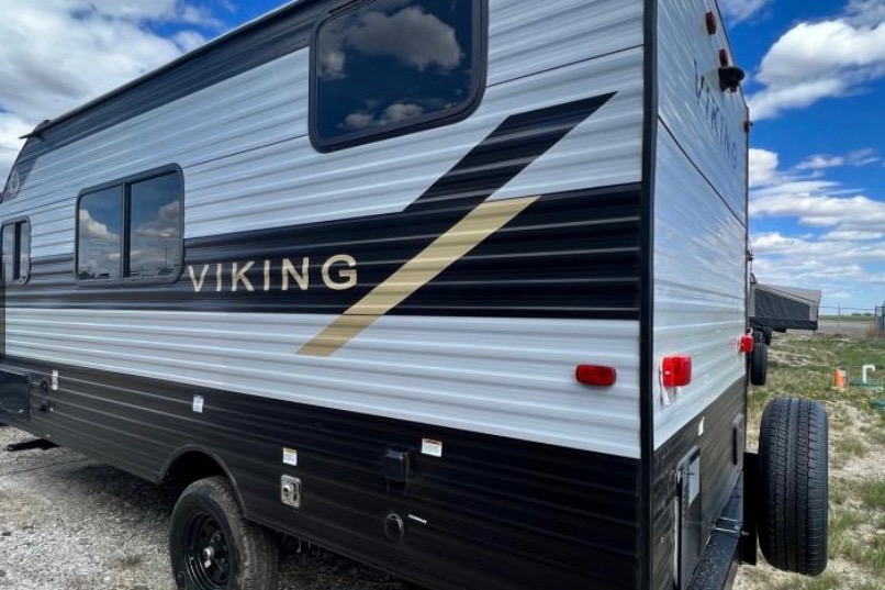 Forest River Viking 17BH Travel Trailer ***Light Weight SUV Towable***