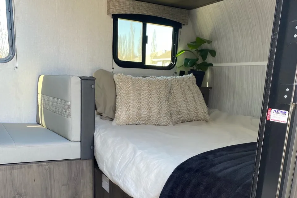 Forest River Viking 17BH Travel Trailer ***Light Weight SUV Towable***