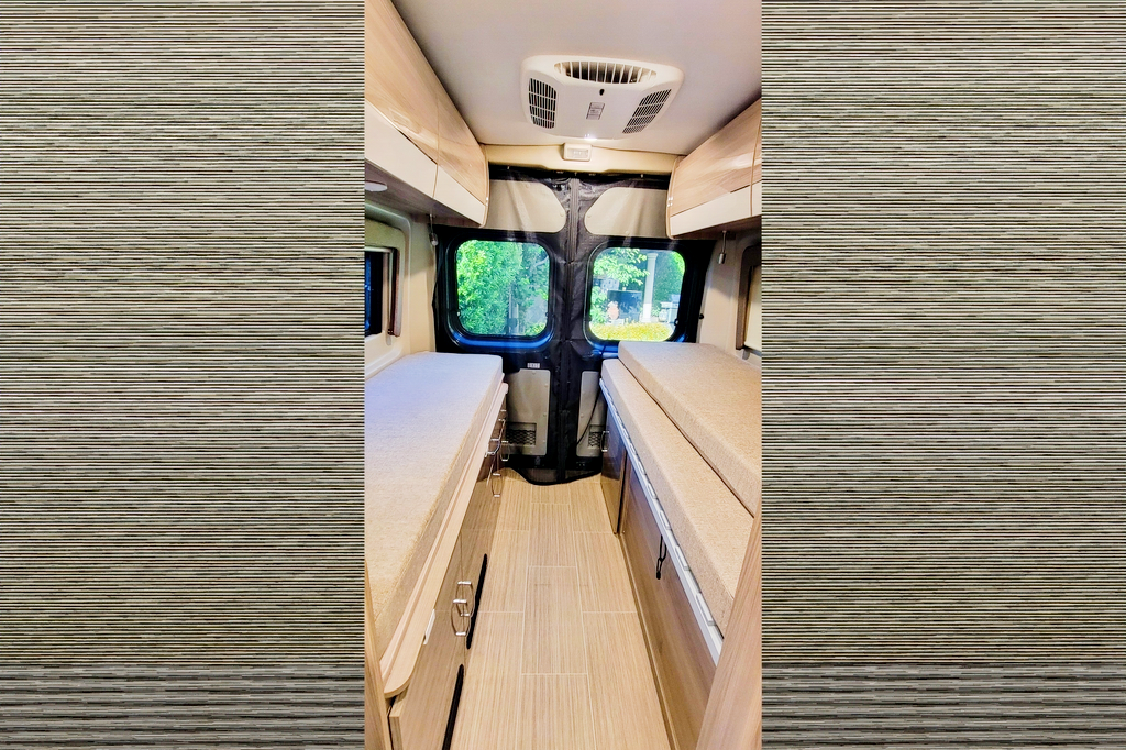 [05] Stress Free RVs - 2021 CLASS B - Dream Sequence - Pop-Top
