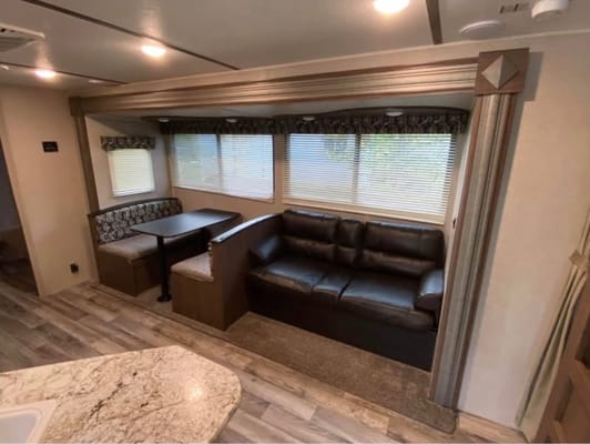 Dorothy's Keystone HideOut 274LHS Travel Trailer