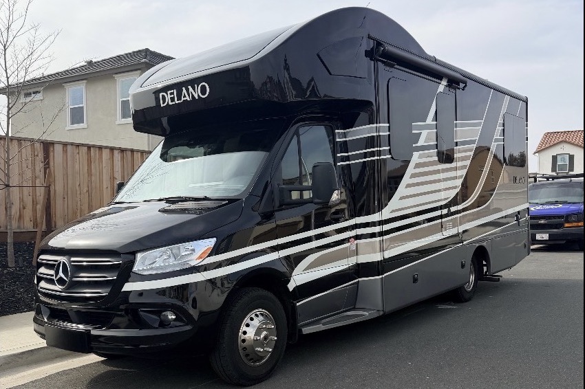 eddie's Thor Motor Coach delano Class C