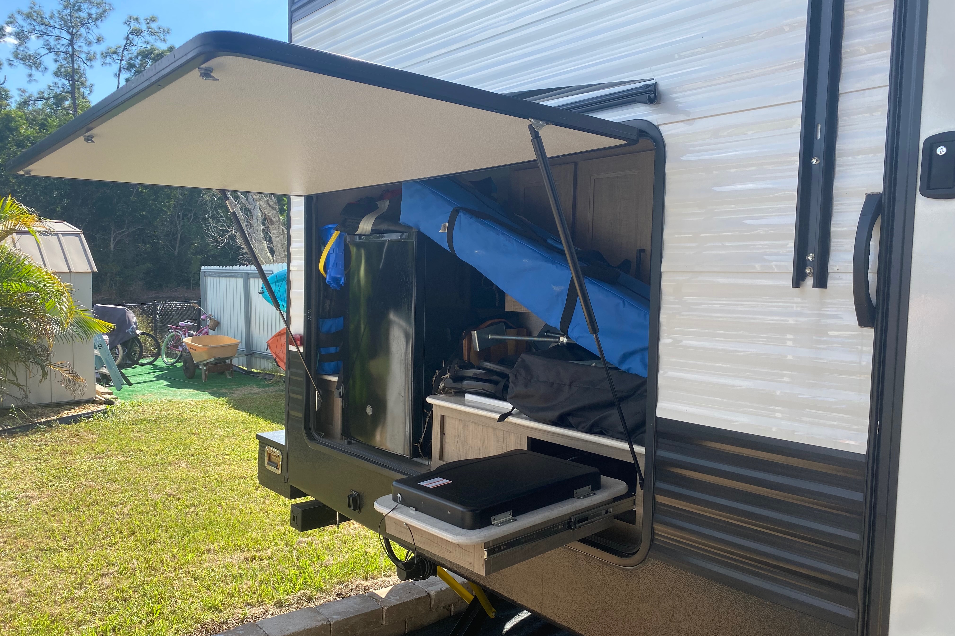 Amazing Keystone Hideout Travel Trailer