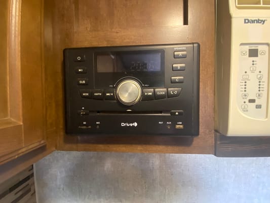 Thomas's Venture RV Sonic lite Travel Trailer
