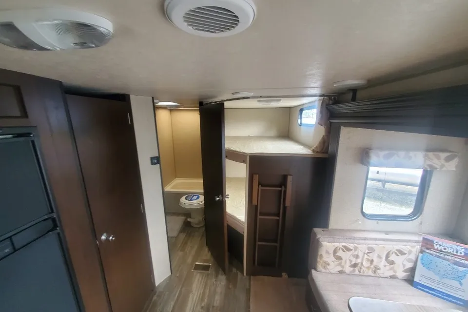 Michael's Forest River 274DBH Travel Trailer
