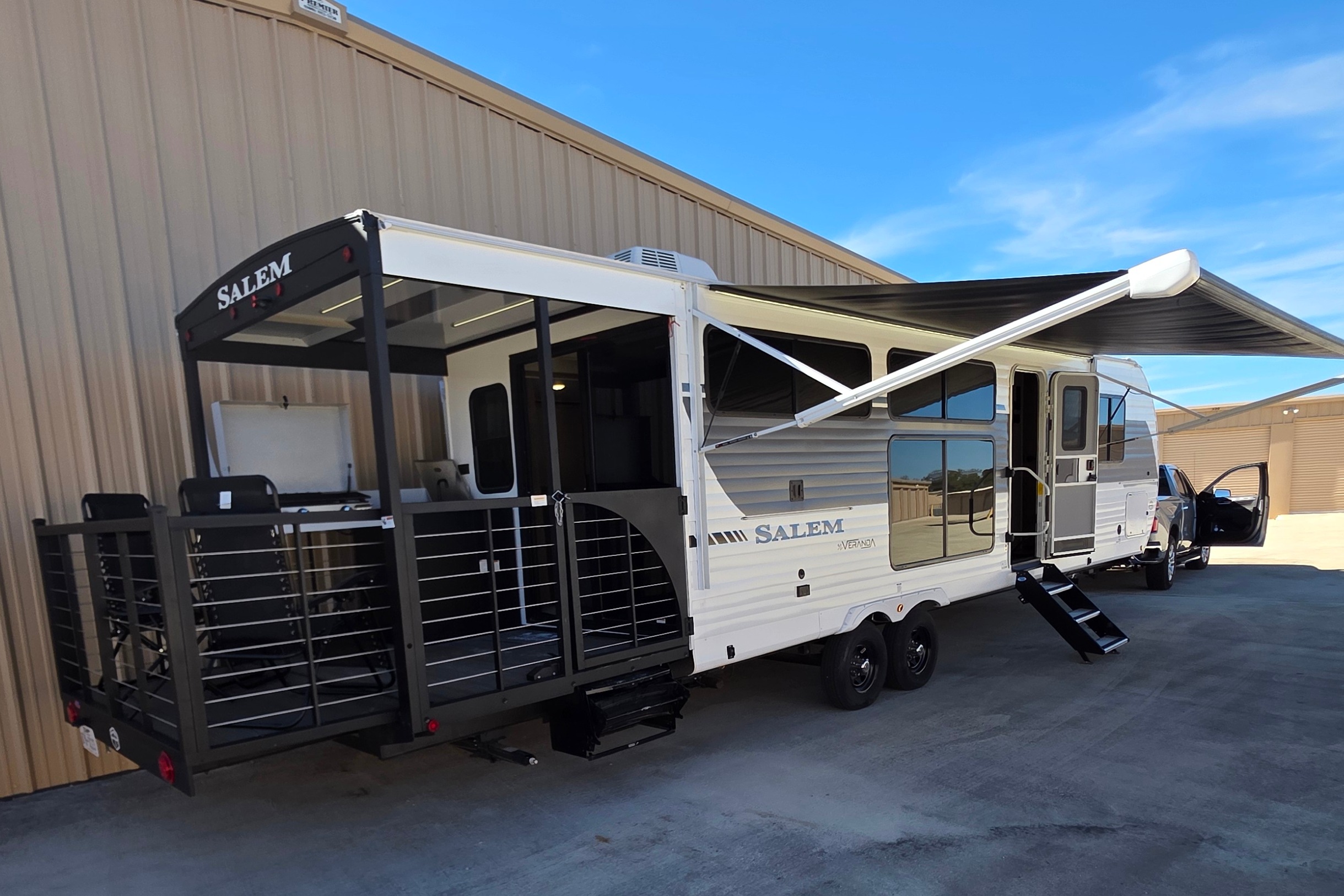 Matthew 's Forest River 32 Veranda Travel Trailer