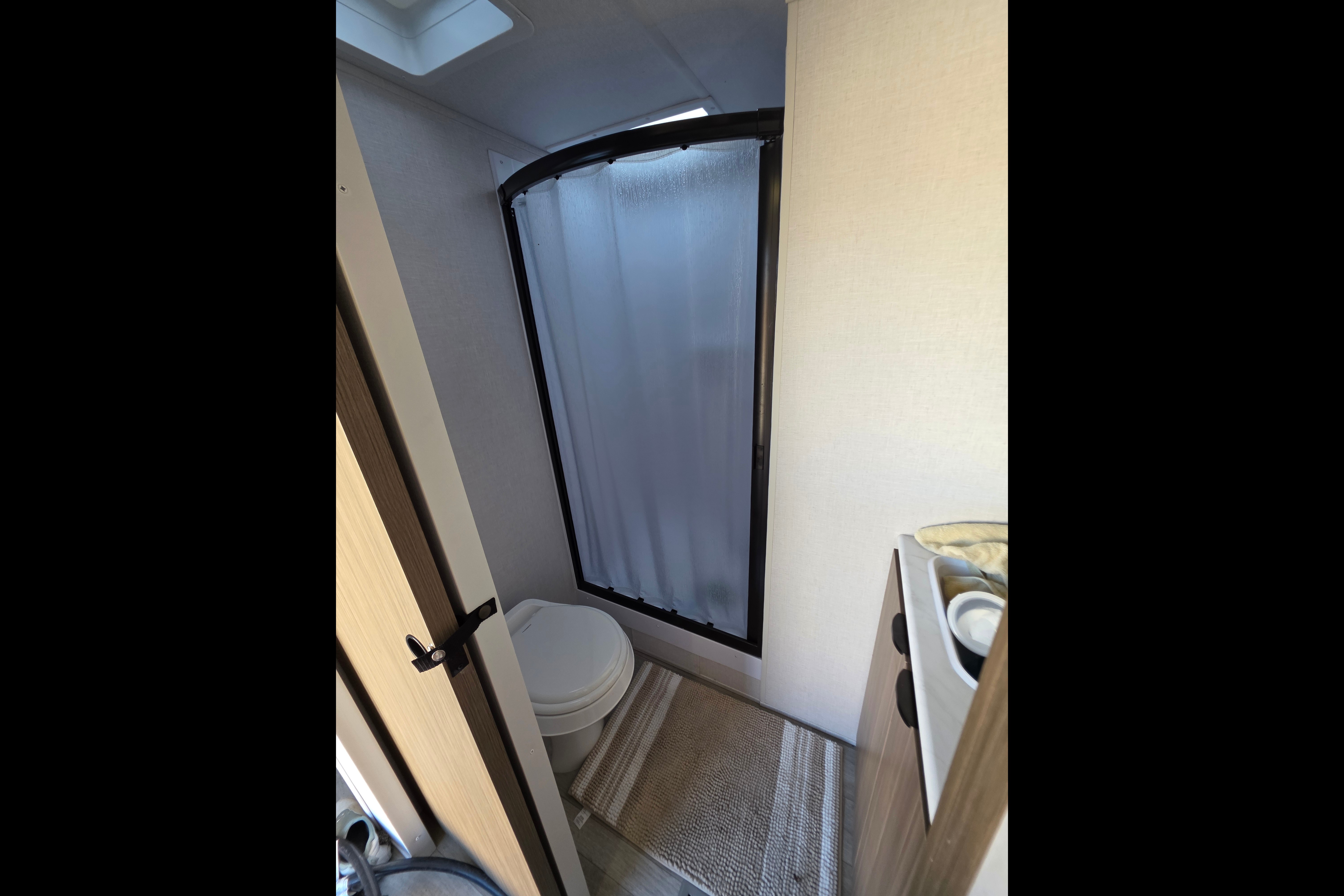 Matthew 's Forest River 32 Veranda Travel Trailer