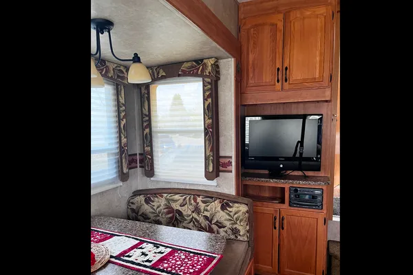 Glen's Keystone Copper Canyon Fifth Wheel