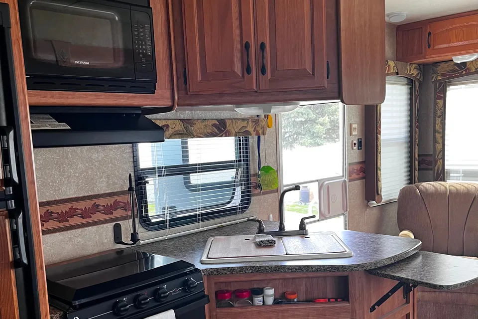 Glen's Keystone Copper Canyon Fifth Wheel