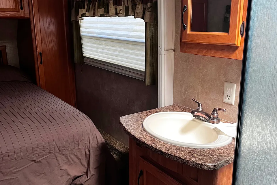 Glen's Keystone Copper Canyon Fifth Wheel