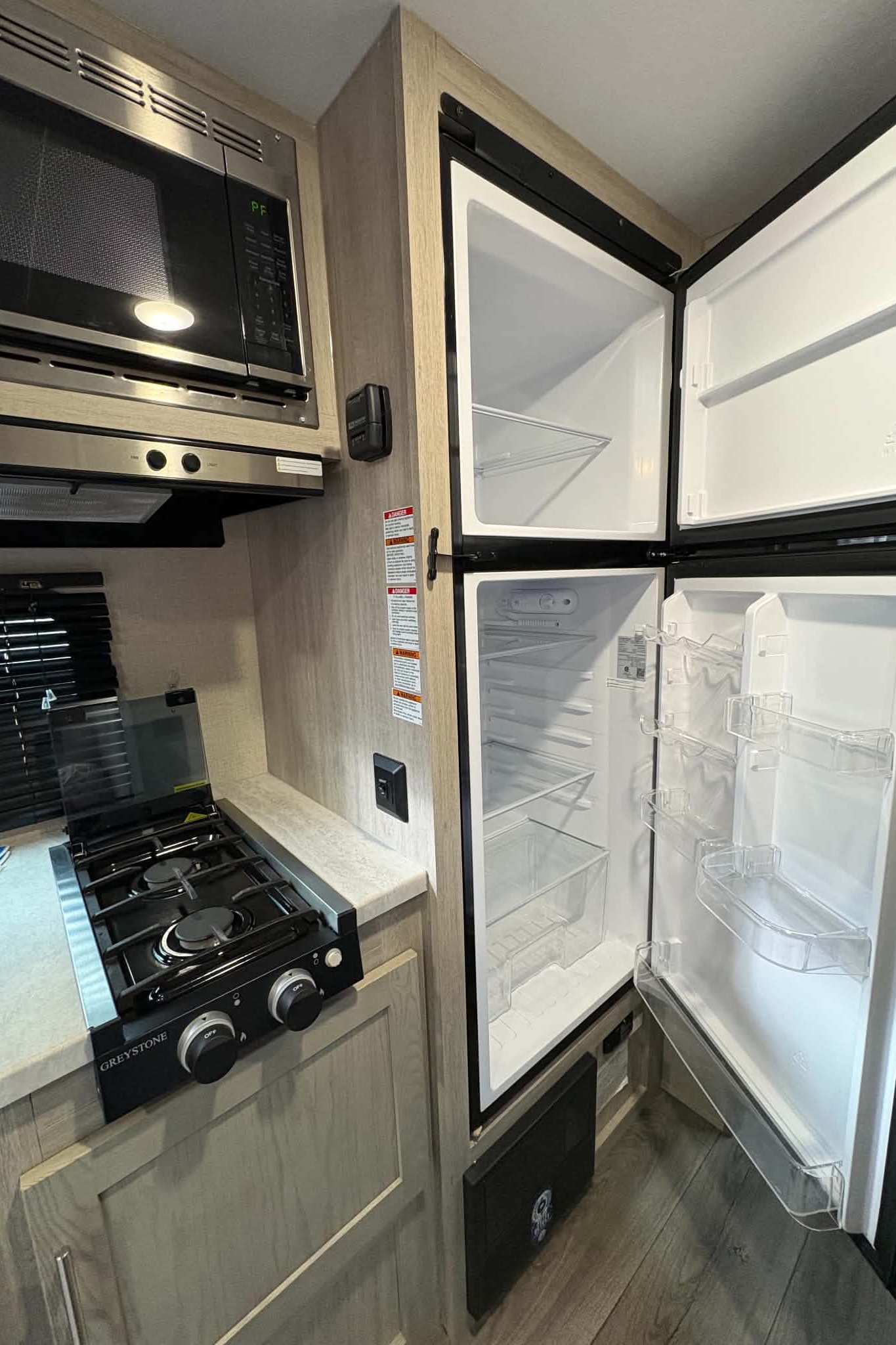 Ron's Coachmen Catalina Summit 7 Travel Trailer