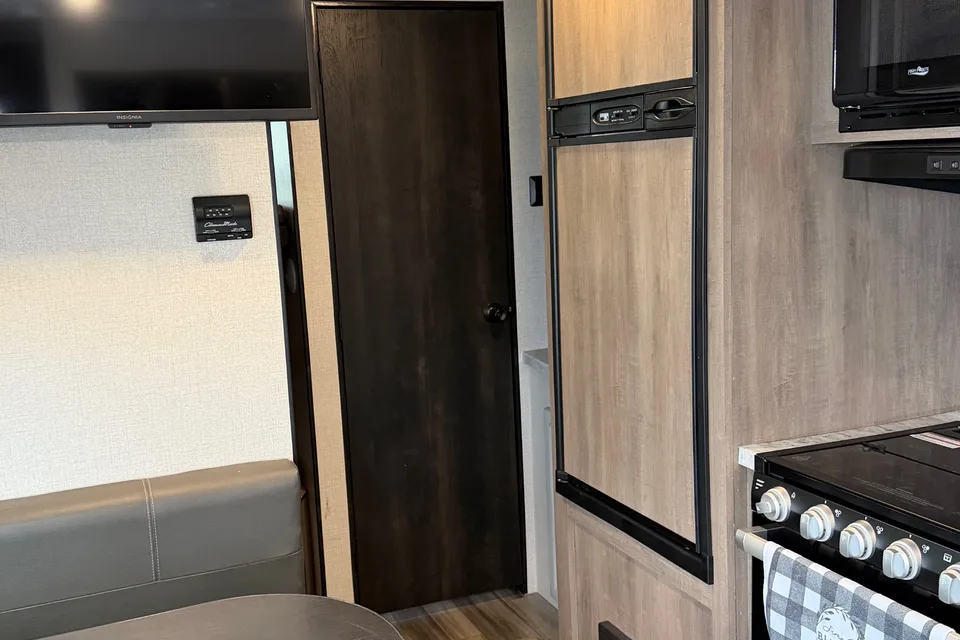 Spacious & Ready for Your Next Getaway!Autumn Ridge 26BH TT