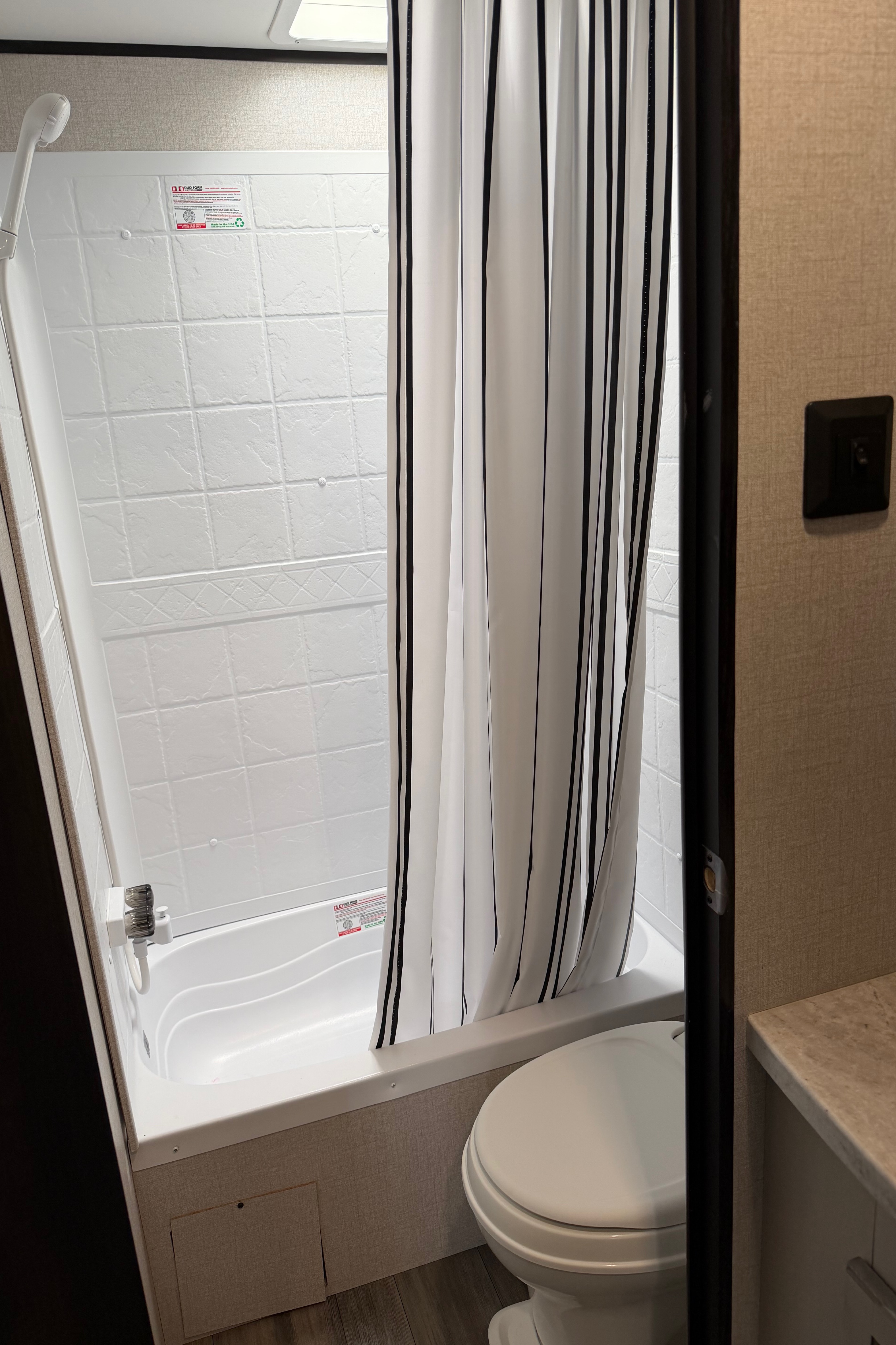 Spacious & Ready for Your Next Getaway!Autumn Ridge 26BH TT