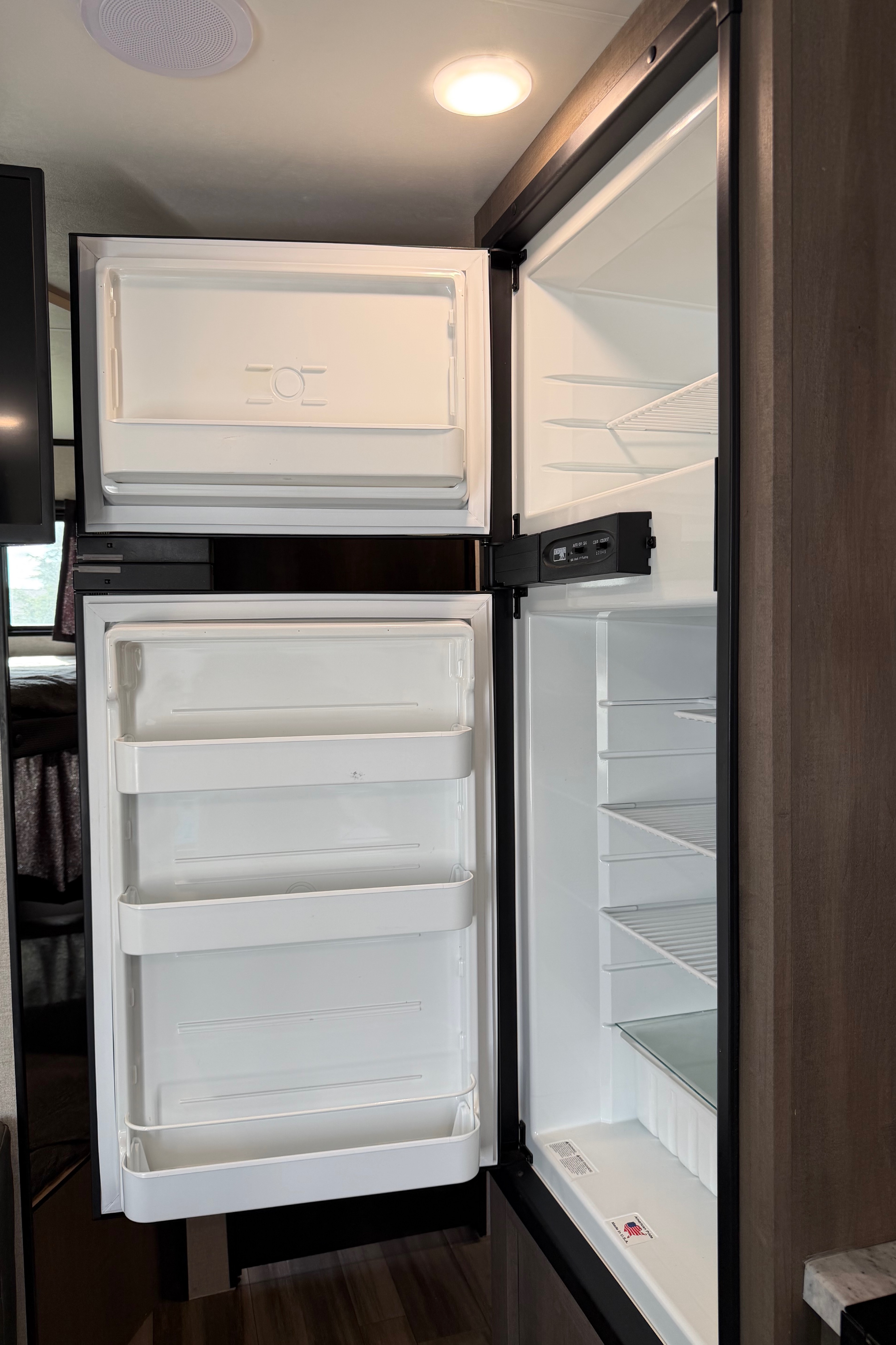 Spacious & Ready for Your Next Getaway!Autumn Ridge 26BH TT