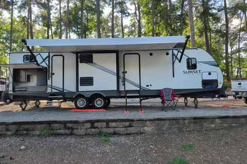 Big Boy Toys & RV Rentals, LLC Crossroads Sunset Trail 331BH Travel Trailer