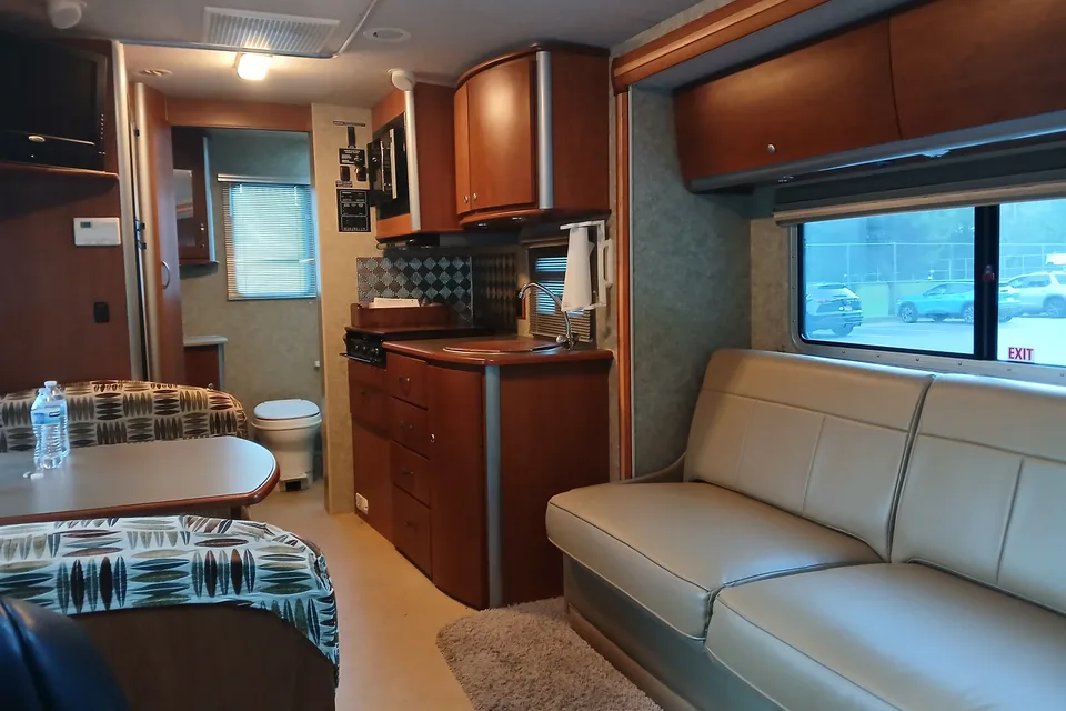 Michael's Winnebago  Navion Itasca Class C