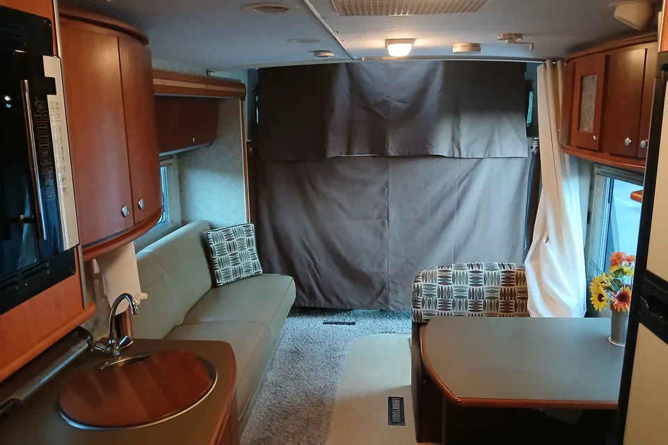 Michael's Winnebago  Navion Itasca Class C