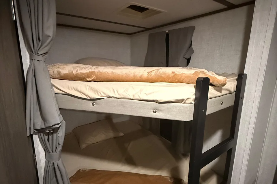 Trailer