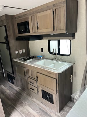 Mike's Gulf Stream 248BH Travel Trailer