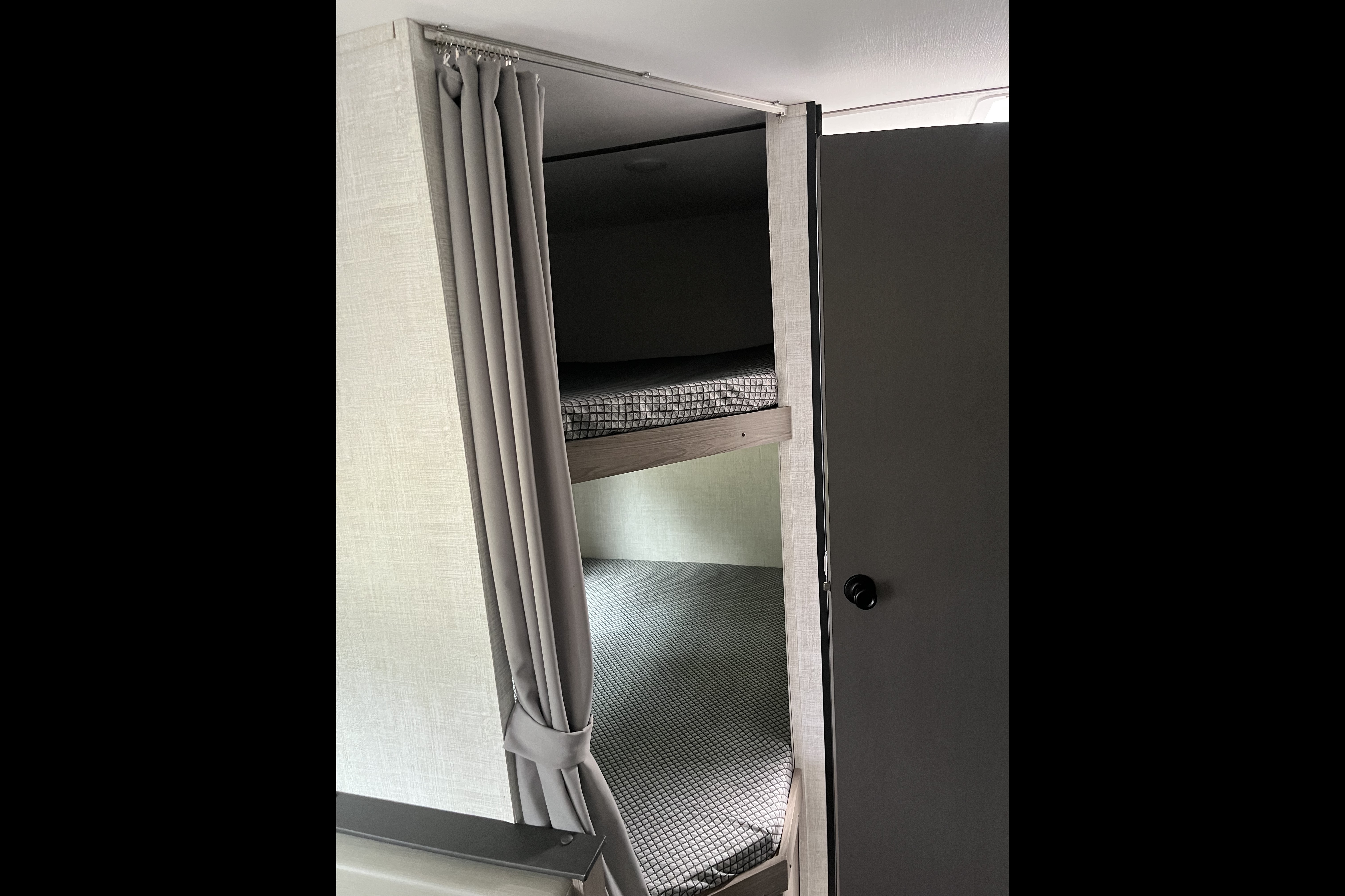 Mike's Gulf Stream 248BH Travel Trailer