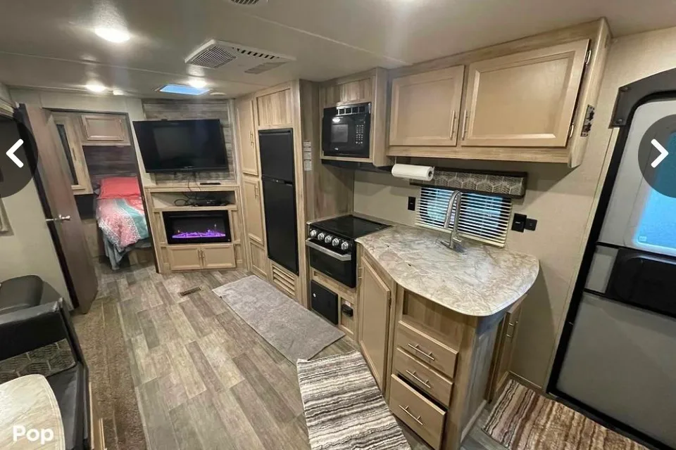 Scott's Coleman 2021 FOREST RIVER 263BHS Travel Trailer