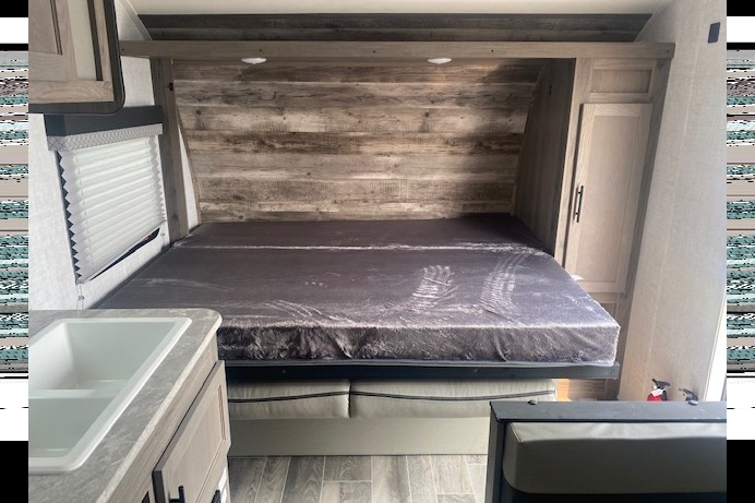Jarrett's trailmaster 197bh Travel Trailer