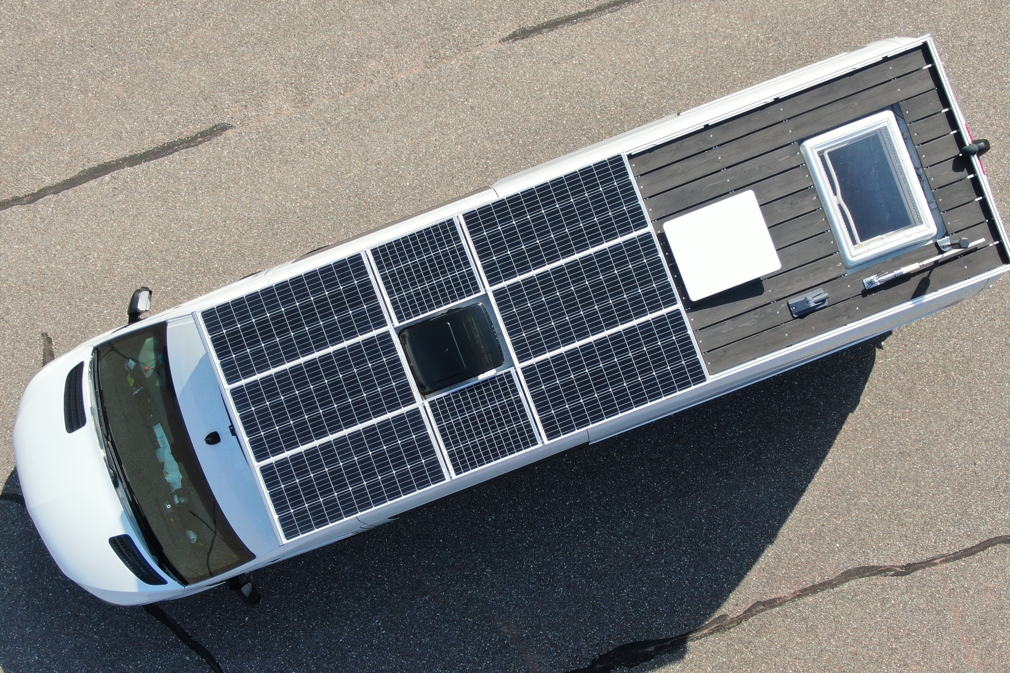 Luxury Off-Grid Sprinter Van 170WB