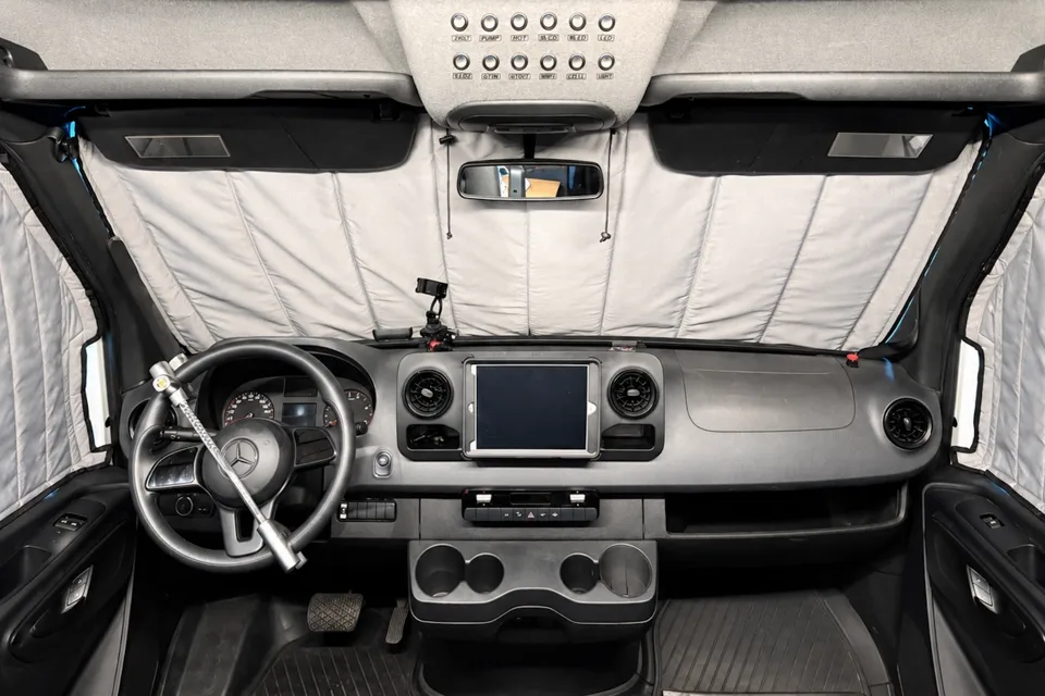 Luxury Adventure Sprinter | Unlimited WiFi | Sleeps 4