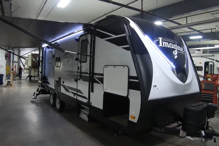 ROBERT's Grand Design Imagine 2500RL Travel Trailer