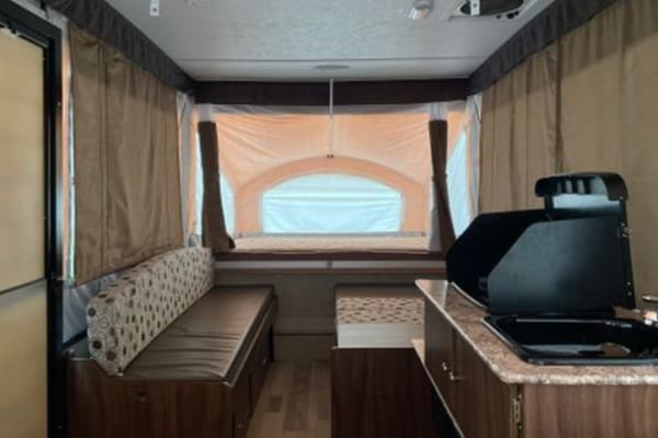 Cyndi's Grand River 2020 Tent Trailer