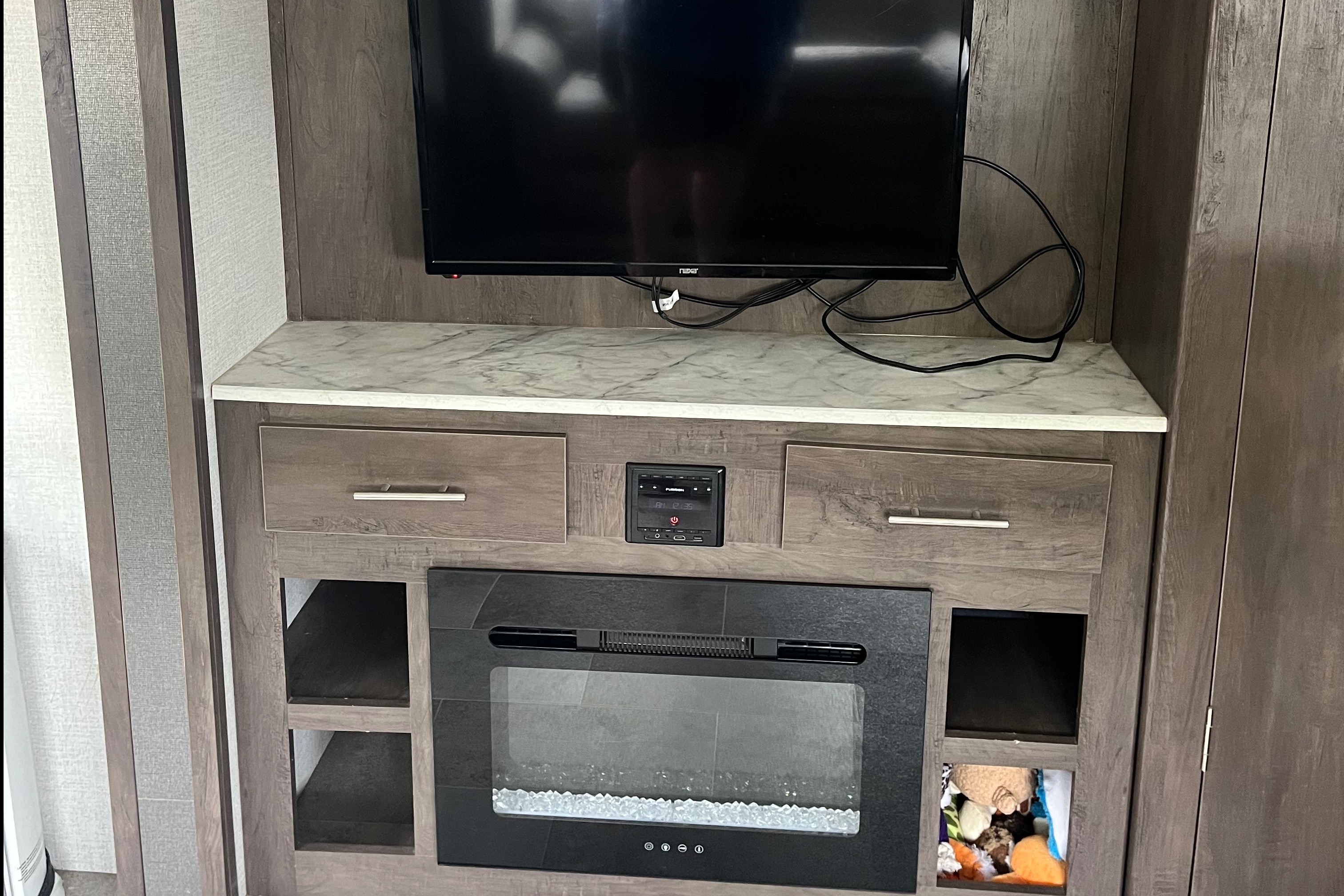 Sonja's Coleman 2021 Travel Trailer