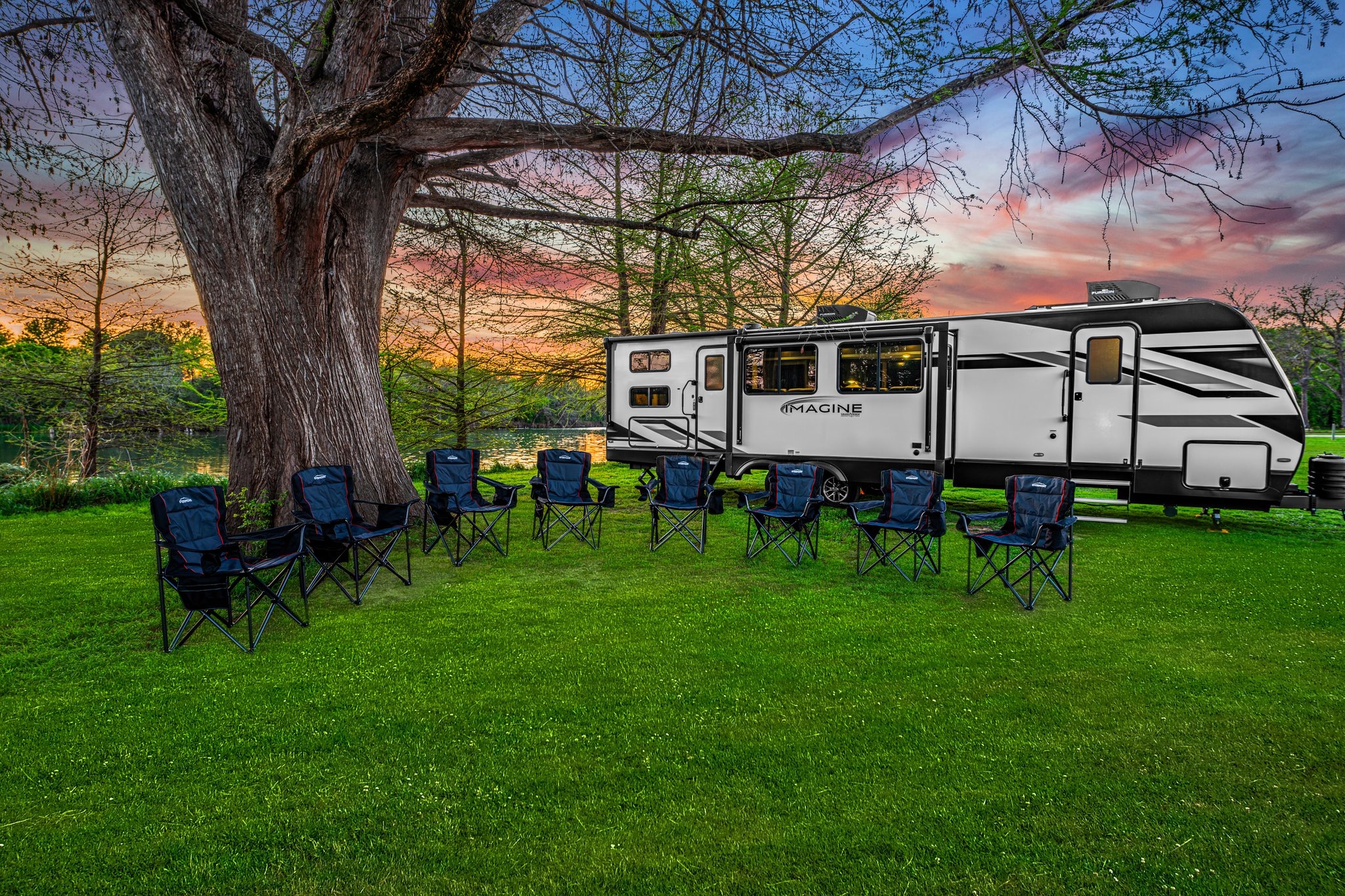 The Tumbleweed | Fully-Loaded Bunk House (Sleeps 8)