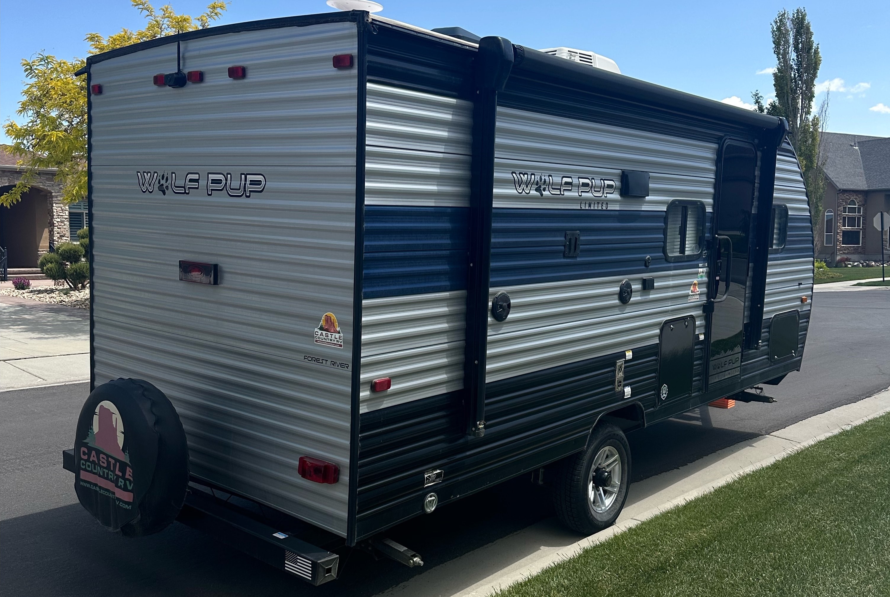 Ian's Forest River 2022 Forest River Cherokee Wolf Pup 18TO Camper Trailer Travel Trailer