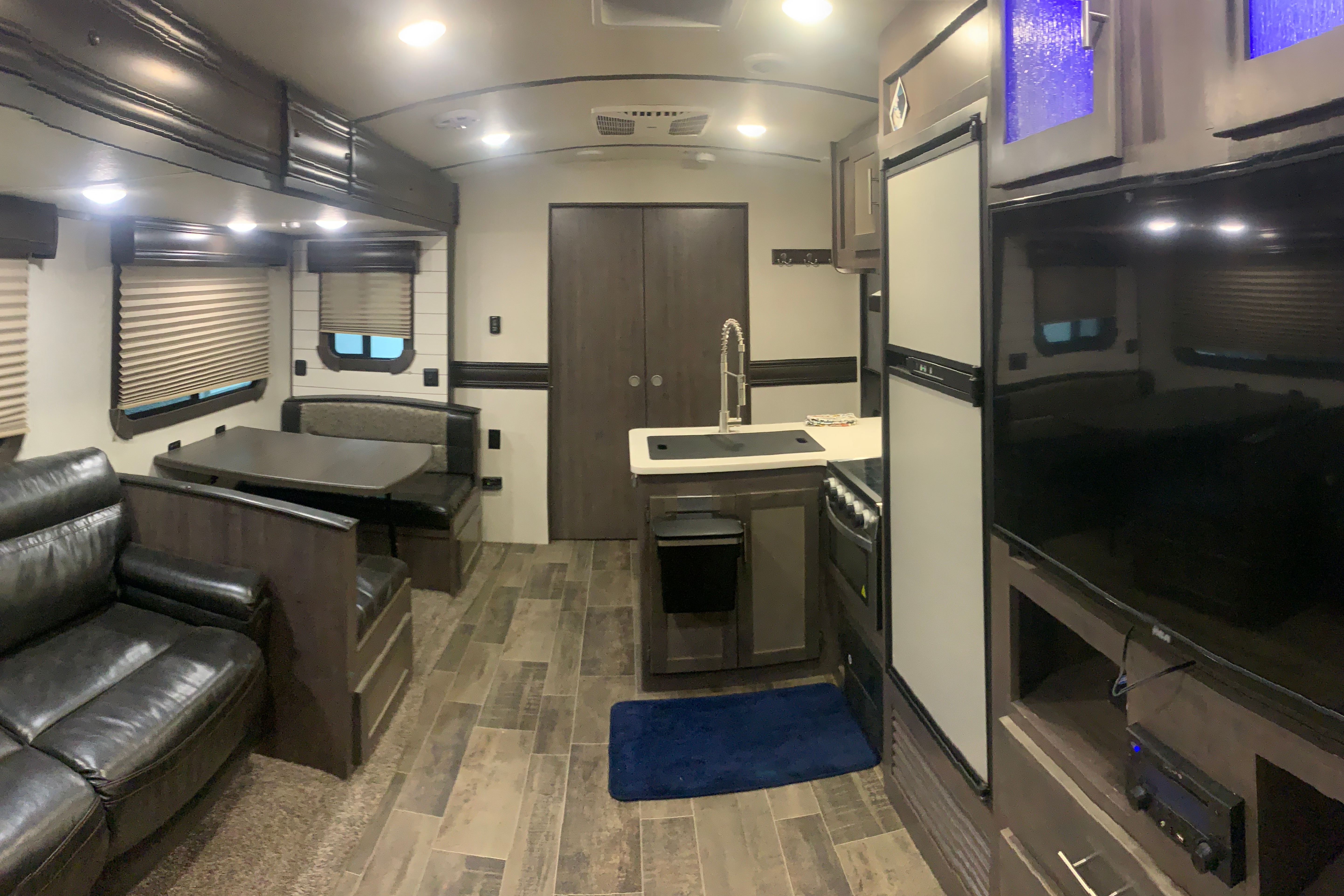 Sunset 262 Travel Trailer