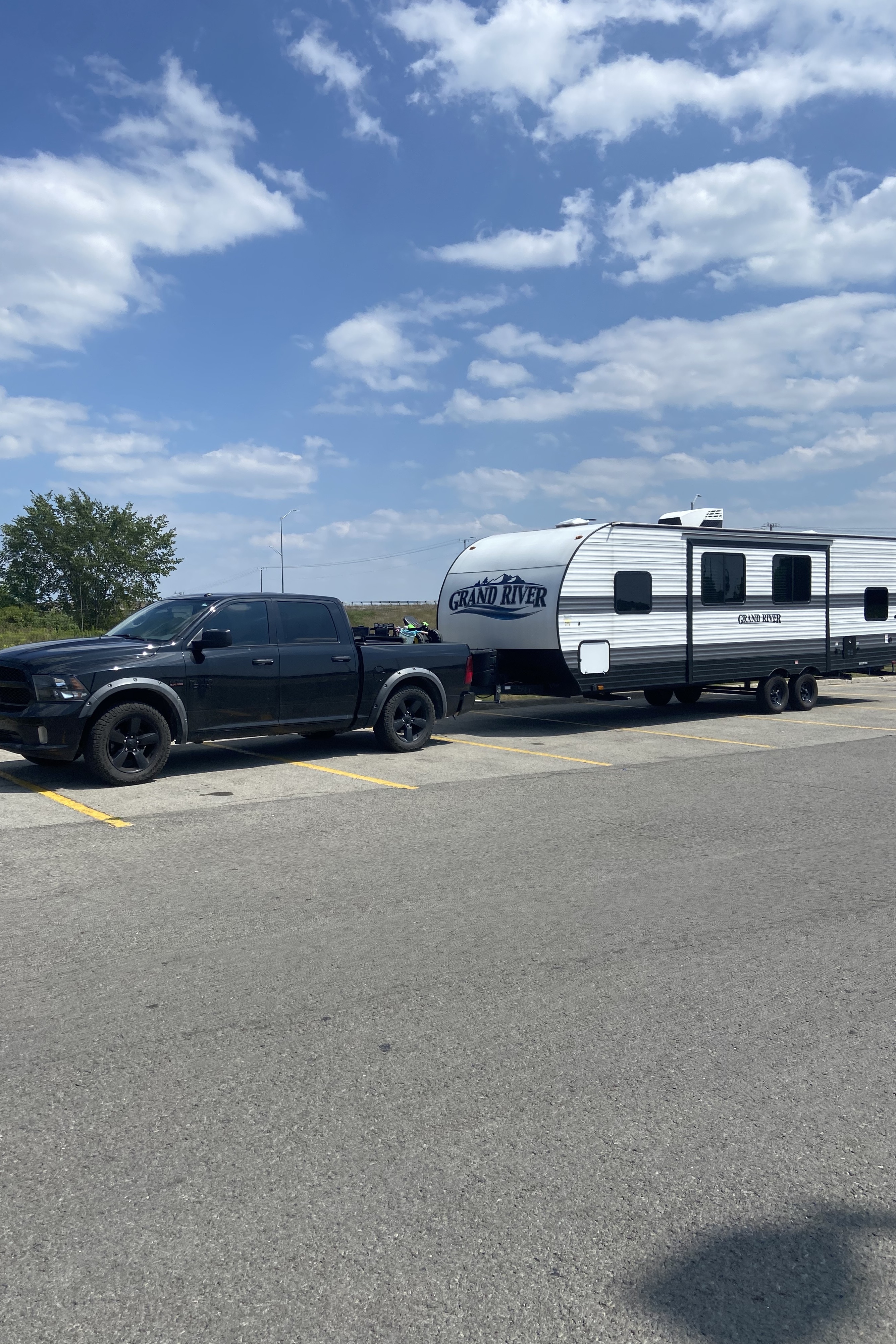 Mike's Grand River 32BRE Travel Trailer
