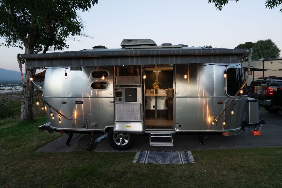 2022 Airstream Caravel 20FB Travel Trailer