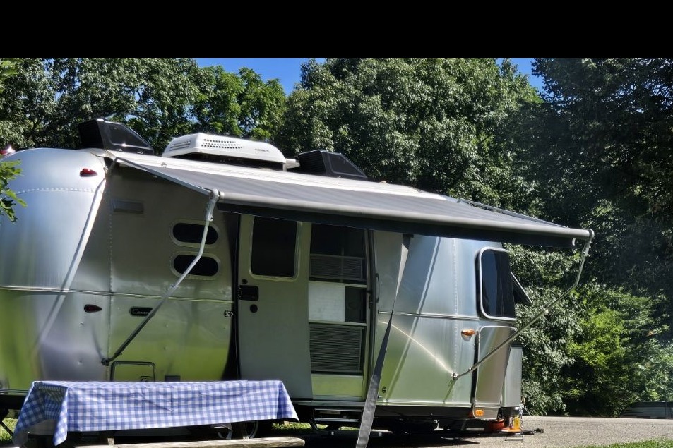 2022 Airstream Caravel 20FB Travel Trailer