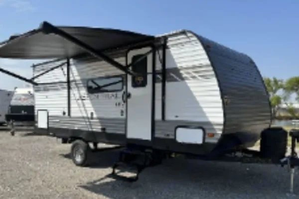 2024 Aspen with Bunks : Lightweight: Delivery Available ($85): Fully Equipped: No Prep Fee