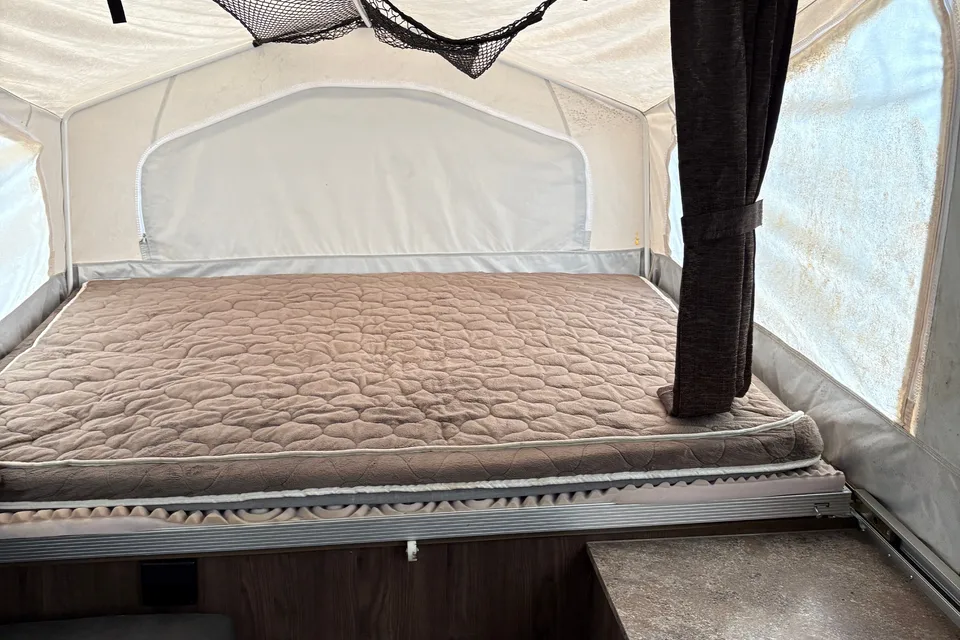 Nicole's Forest River 1970 ESP Tent Trailer