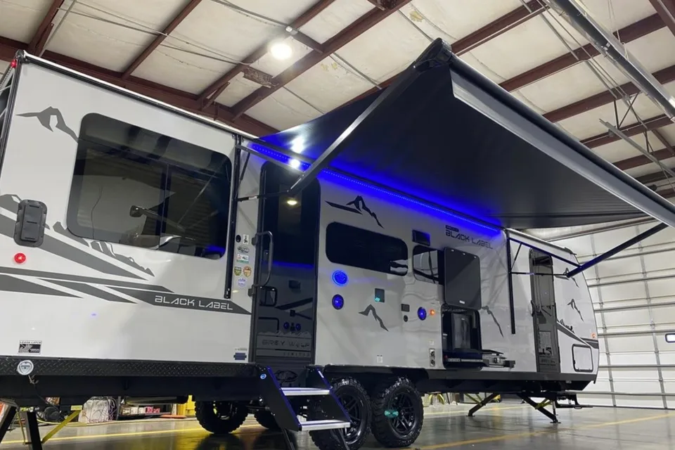 Nathan's Forest River 24RRTBL Toy Hauler